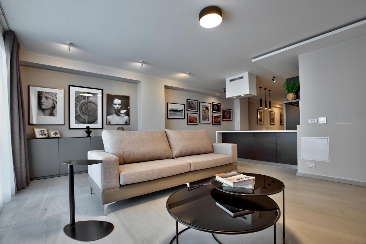 Sea Front Spacious Valletta Views Apartments Sliema Exterior foto