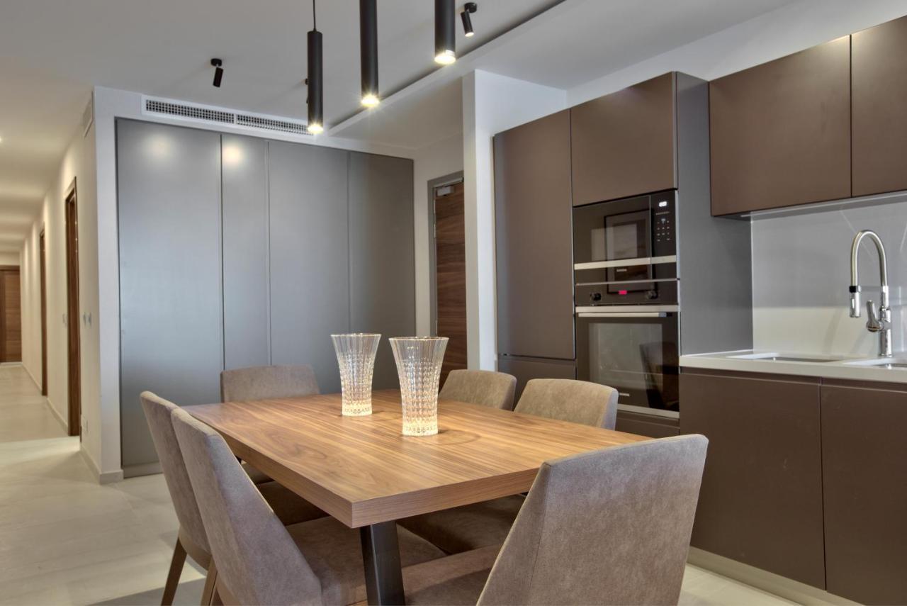 Sea Front Spacious Valletta Views Apartments Sliema Exterior foto