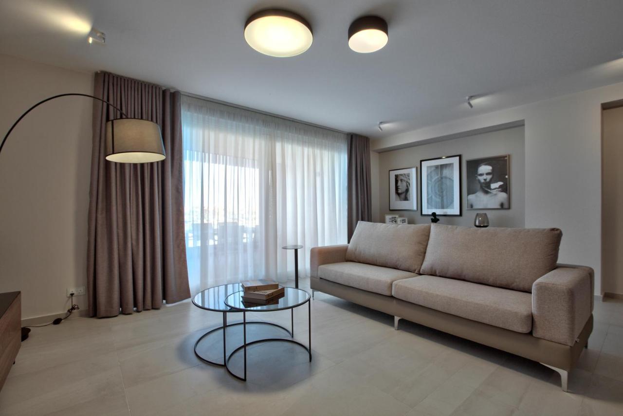 Sea Front Spacious Valletta Views Apartments Sliema Exterior foto