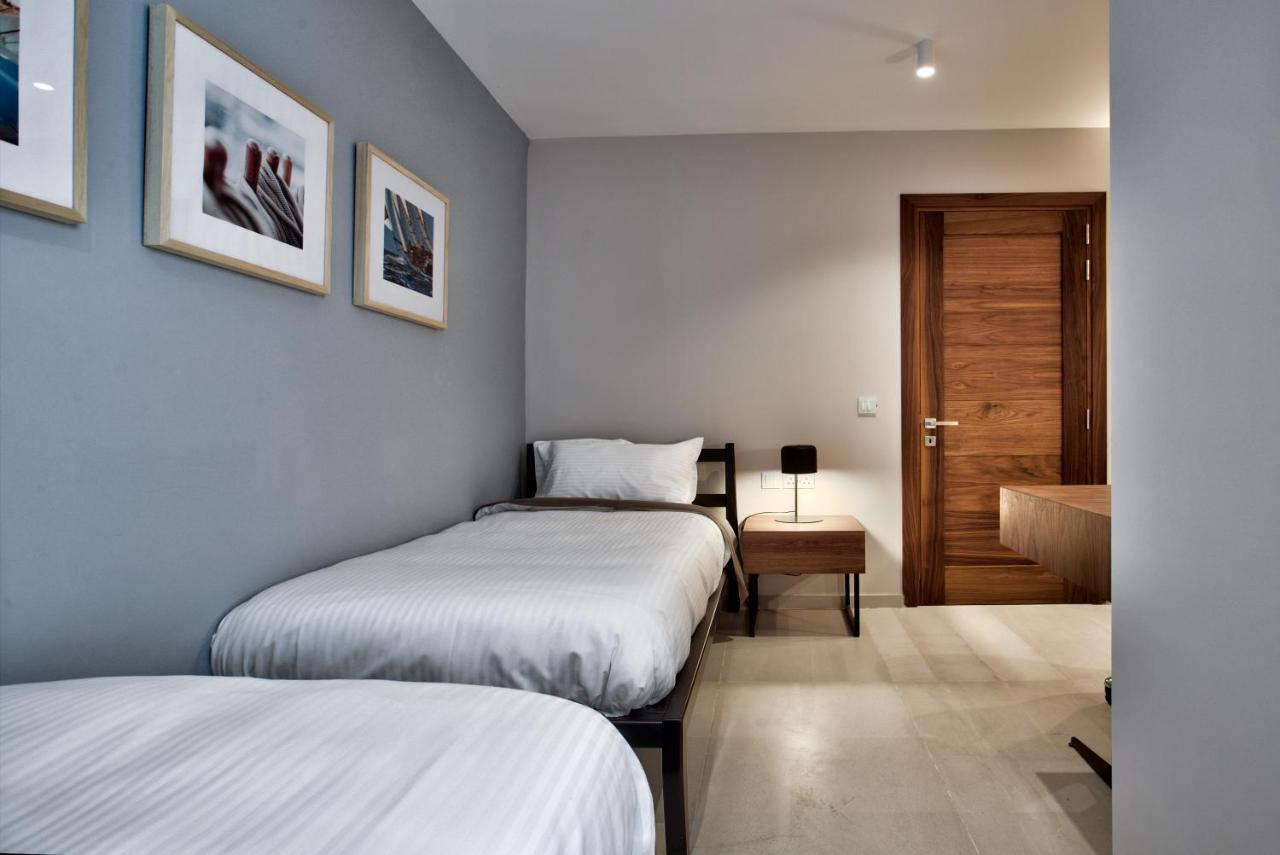 Sea Front Spacious Valletta Views Apartments Sliema Exterior foto