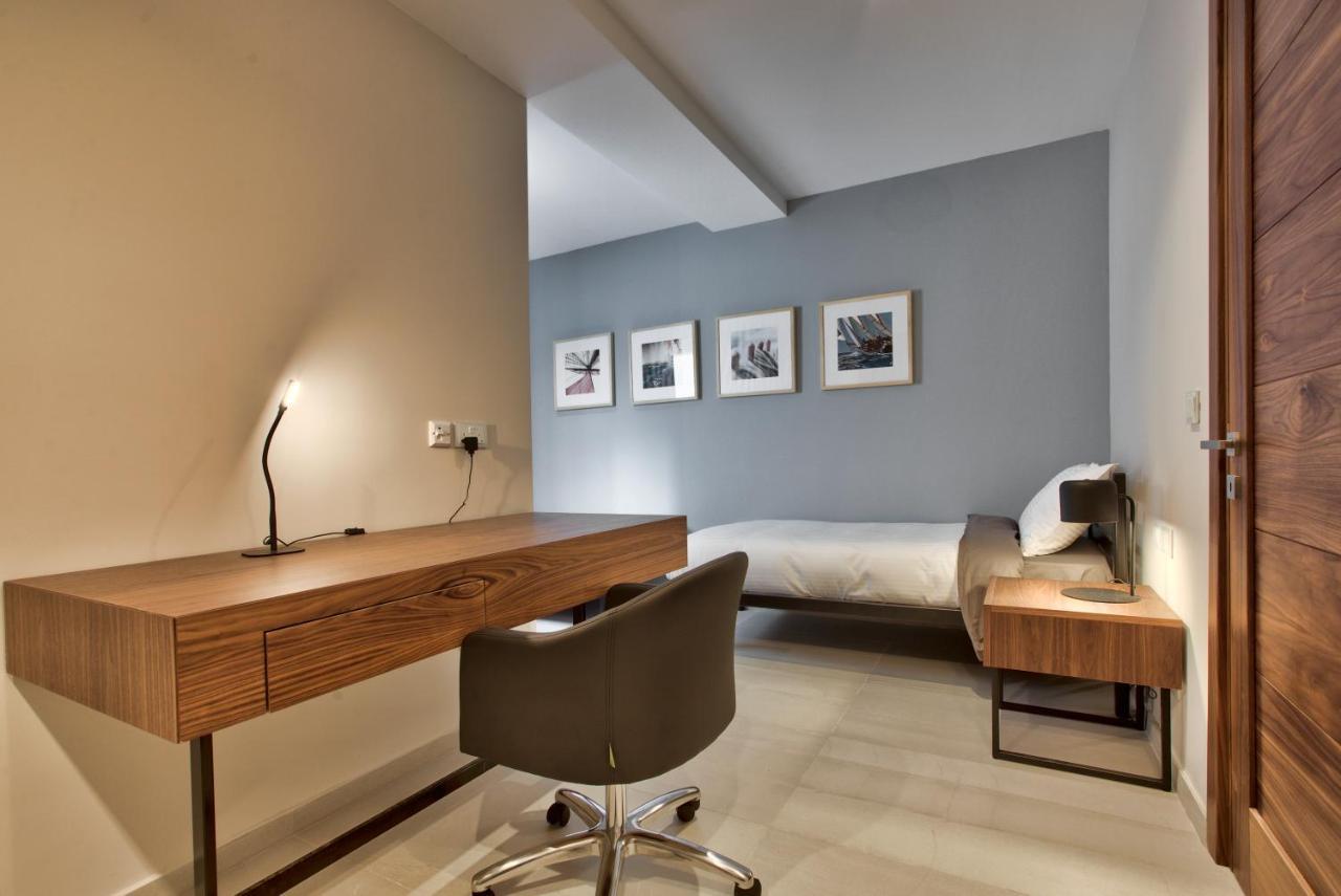 Sea Front Spacious Valletta Views Apartments Sliema Exterior foto