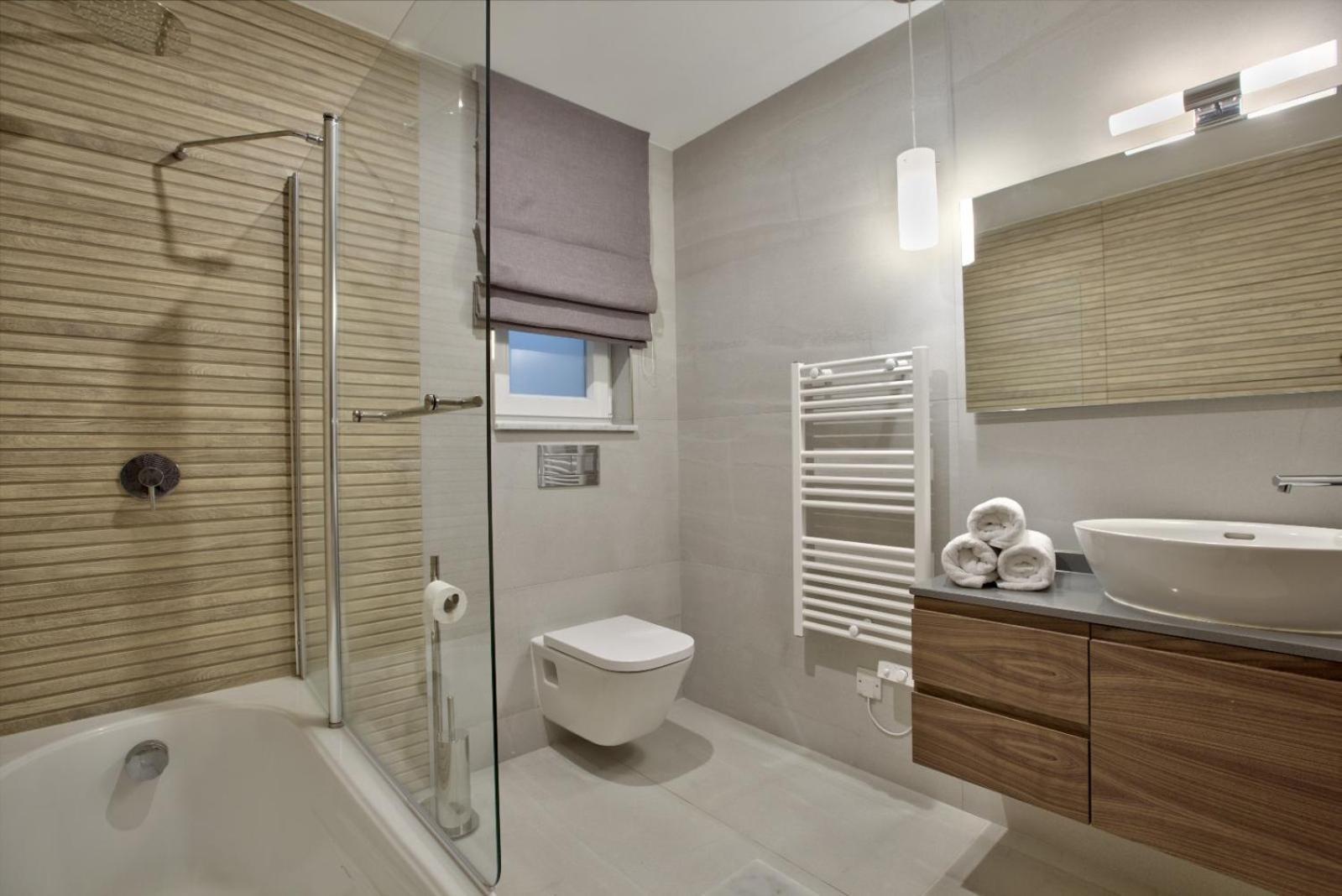 Sea Front Spacious Valletta Views Apartments Sliema Exterior foto