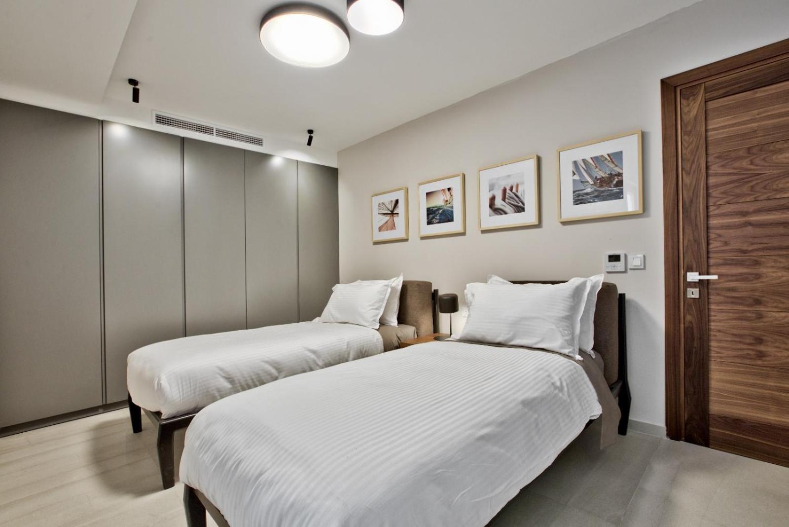 Sea Front Spacious Valletta Views Apartments Sliema Exterior foto