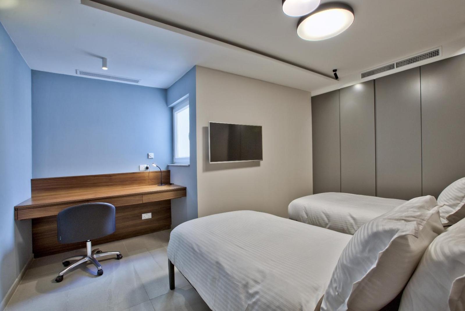Sea Front Spacious Valletta Views Apartments Sliema Exterior foto
