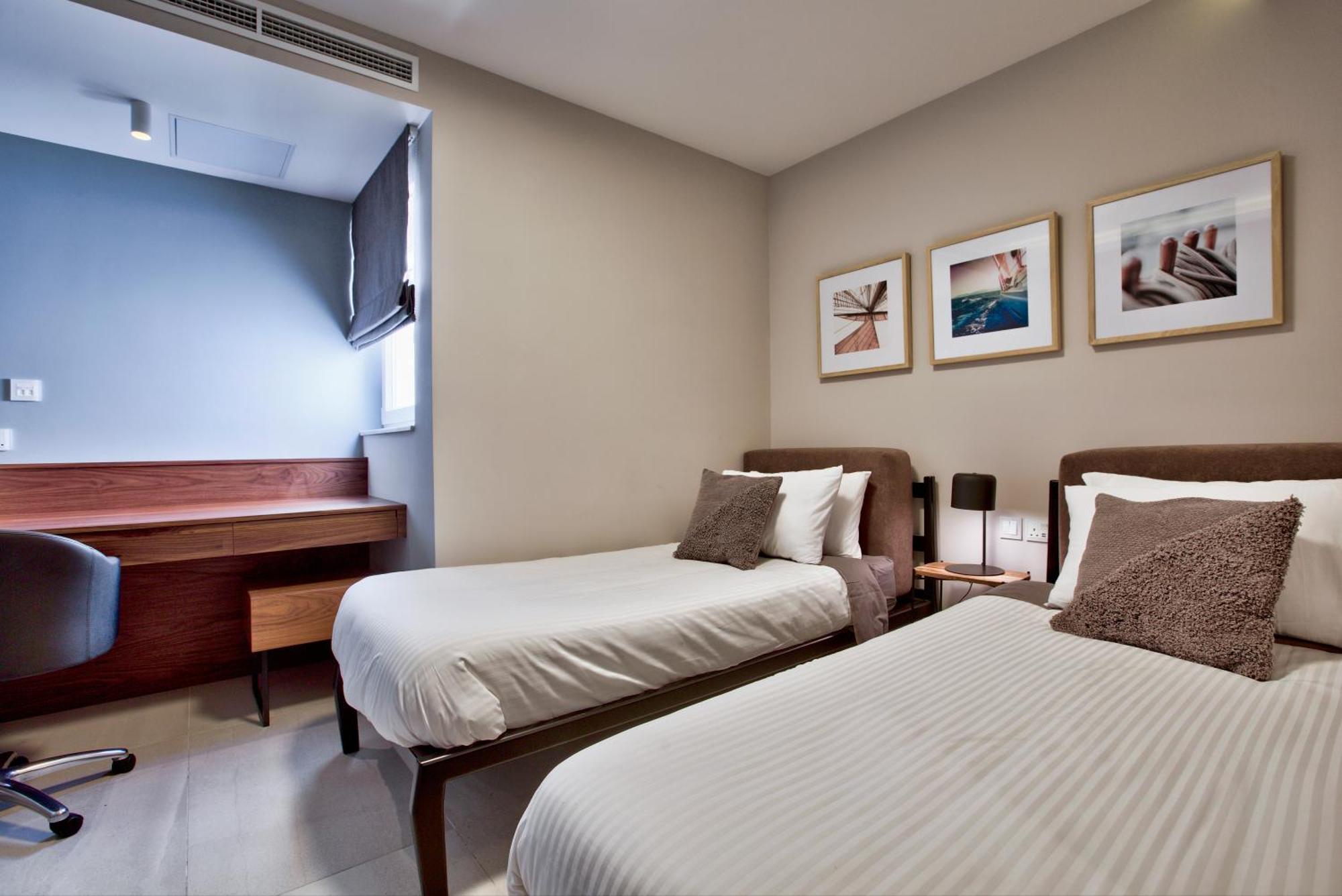 Sea Front Spacious Valletta Views Apartments Sliema Exterior foto